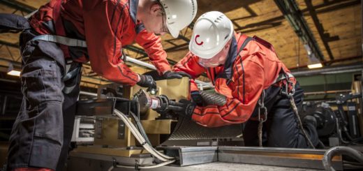 Важность обучения рабочим специальностям: как развить свои навыки и достичь успеха