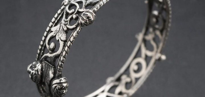 Серебряный браслет: факторы ценообразования и советы по выбору